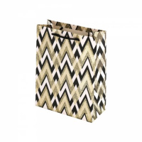 Пакет бумажный 18*24*8,5 Черно-белый паттерн AL11022