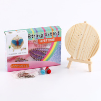 Картина нитью Милая бабочка на подставке